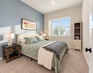 3735 Canby Oak Blf - Photo Thumbnail 9