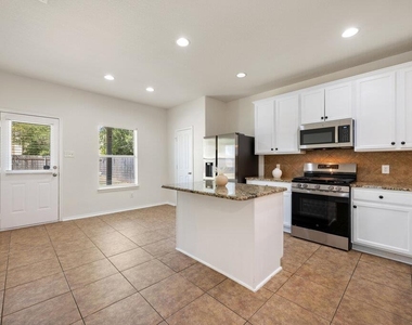 11744 Easy St - Photo Thumbnail 17