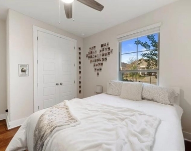 344 Pisa Ln - Photo Thumbnail 22