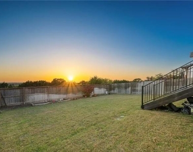344 Pisa Ln - Photo Thumbnail 37