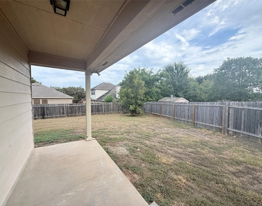 149 Crizer Ct - Photo Thumbnail 18