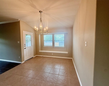 149 Crizer Ct - Photo Thumbnail 4