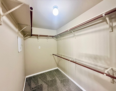 149 Crizer Ct - Photo Thumbnail 11