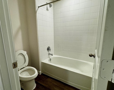 115 Bethpage Dr - Photo Thumbnail 29
