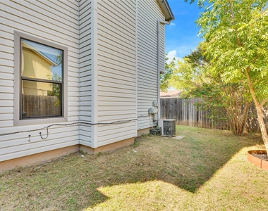8806 Springmail Cir - Photo Thumbnail 23