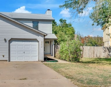 8806 Springmail Cir - Photo Thumbnail 25