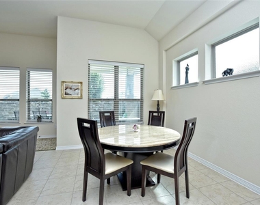 912 Paseo De Castana Way - Photo Thumbnail 24