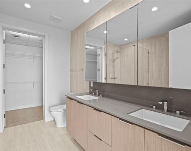 44 East Ave - Photo Thumbnail 17