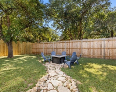 9820 Briar Ridge Dr - Photo Thumbnail 9