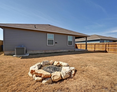 1806 Windsor Blvd - Photo Thumbnail 24