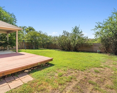 2627 Garlic Creek Dr - Photo Thumbnail 32