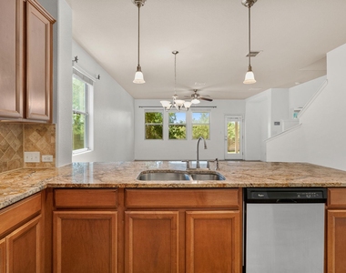 2627 Garlic Creek Dr - Photo Thumbnail 5