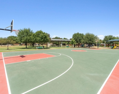 2627 Garlic Creek Dr - Photo Thumbnail 38