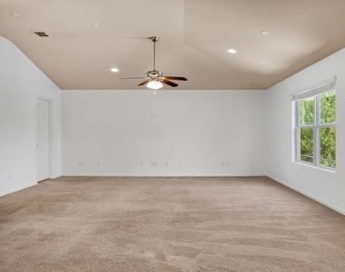 2627 Garlic Creek Dr - Photo Thumbnail 22
