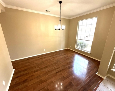 16827 Tortoise St - Photo Thumbnail 6