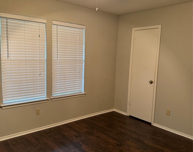 11715 Birchbark St - Photo Thumbnail 15