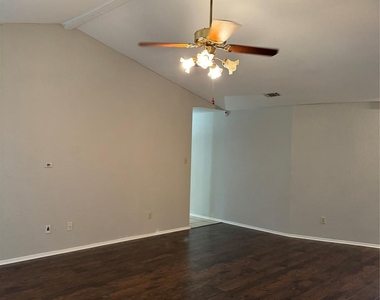 11715 Birchbark St - Photo Thumbnail 14
