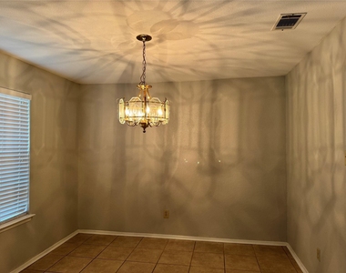 11715 Birchbark St - Photo Thumbnail 8