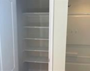 6113 Randleman Dr - Photo Thumbnail 10