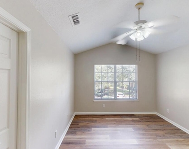 7990 Baymeadows Road E - Photo Thumbnail 11