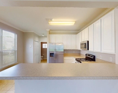 7990 Baymeadows Road E - Photo Thumbnail 5