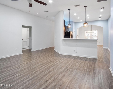 12226 Rouen Cove Drive - Photo Thumbnail 14