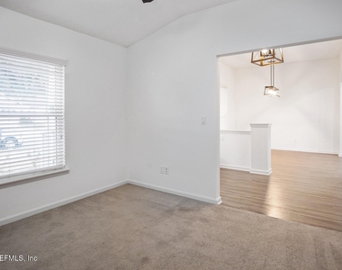 12226 Rouen Cove Drive - Photo Thumbnail 5