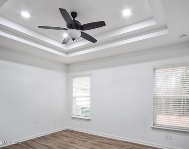 12226 Rouen Cove Drive - Photo Thumbnail 18