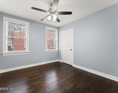 59 W 55th Street - Photo Thumbnail 18