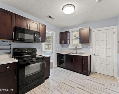 59 W 55th Street - Photo Thumbnail 13