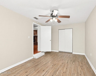 5716 Banyan Drive - Photo Thumbnail 7