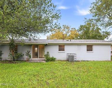 1106 Easy Street - Photo Thumbnail 6