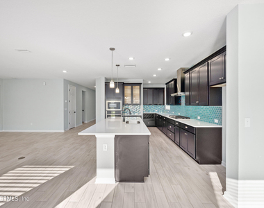 812 Windley Drive - Photo Thumbnail 20