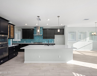 812 Windley Drive - Photo Thumbnail 18