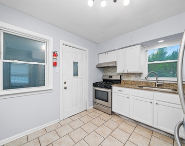 701 E 142nd Street - Photo Thumbnail 8
