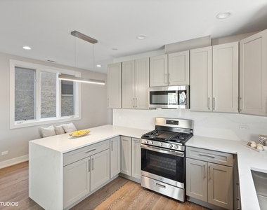 4824 S Champlain Avenue - Photo Thumbnail 7