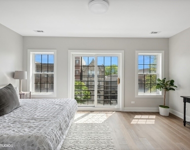 4824 S Champlain Avenue - Photo Thumbnail 15