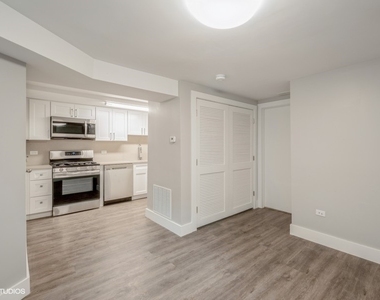 4941 S Champlain Avenue - Photo Thumbnail 1