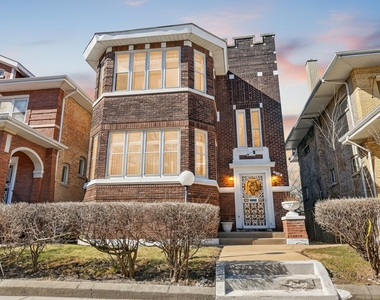8018 S Sangamon Street - Photo Thumbnail 1