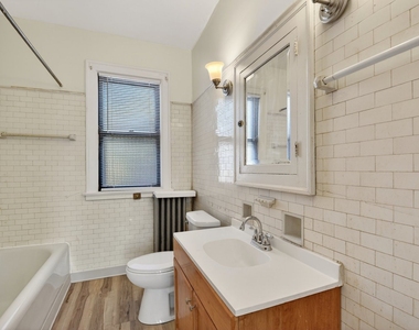 8018 S Sangamon Street - Photo Thumbnail 13