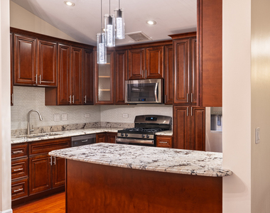 2673 S Embers Lane - Photo Thumbnail 3