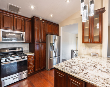 2673 S Embers Lane - Photo Thumbnail 6