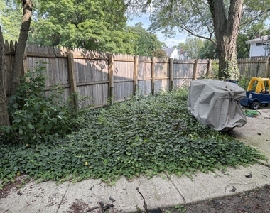 822 Skokie Boulevard - Photo Thumbnail 7