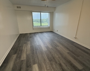 400 Park Avenue - Photo Thumbnail 14