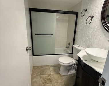 400 Park Avenue - Photo Thumbnail 17