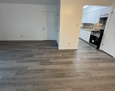 1030 Hirsch Boulevard - Photo Thumbnail 13