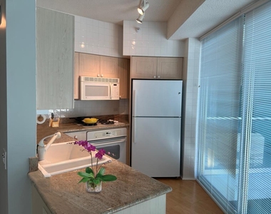 1720 Maple Avenue - Photo Thumbnail 3