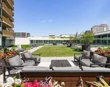 1720 Maple Avenue - Photo Thumbnail 20