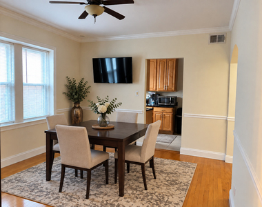 10433 S Hale Avenue - Photo Thumbnail 4