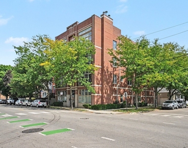 3101 N California Avenue - Photo Thumbnail 1